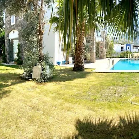 Yalikavak 3 Bedroom Private Pool Luxury Villa 4068